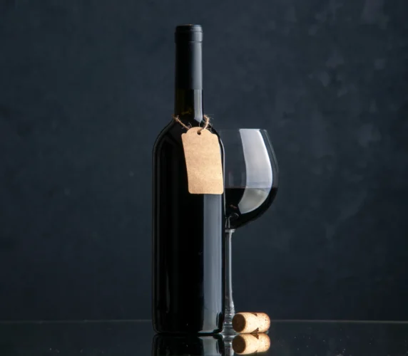 Embalagem para garrafas de vinho e cerveja